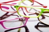 Occhiali - L’occhiale da lettura diventa accessorio moda